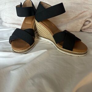 Kelly and Katie Women’s Wedge Sandals